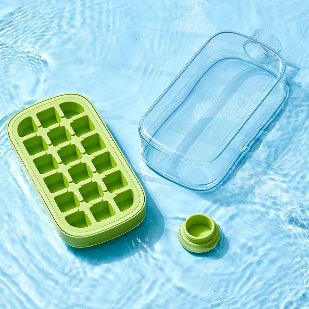 2-in-1 Ice Cube Water Bottle – Portable Ice Cube Tray for Freezer, Travel, Gym & Home Use